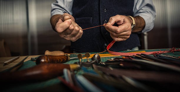 istockphoto 488440872 612x612 1 - Introduction to Leather Tools - Artnamic - Introduction to Leather Tools - Artnamic